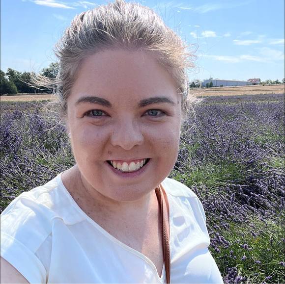 Meet your Posher, Aliyah - Picture 1 of 1